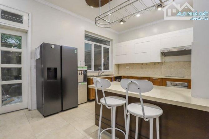 Bán biệt thự Ciputra – 230m², mặt tiền 10m, gara rộng – Vị trí VIP đường đôi, sổ đỏ đẹp - 1