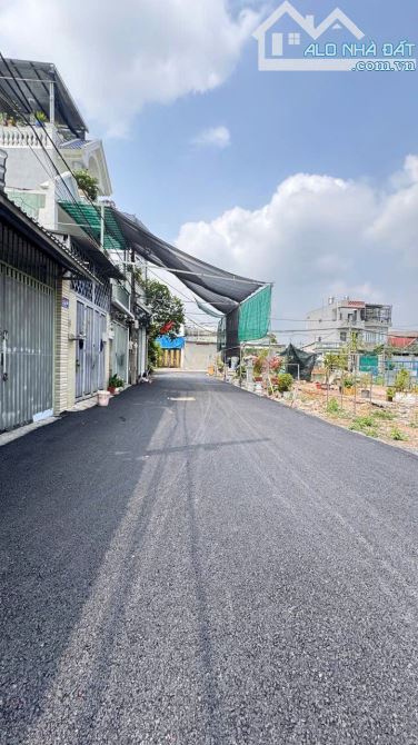 KẸT TIỀN BÁN GẤP 90M2- THỚI TAM THÔN - HÓC MÔN - GIÁ ĐẦU TƯ Ạ - 1
