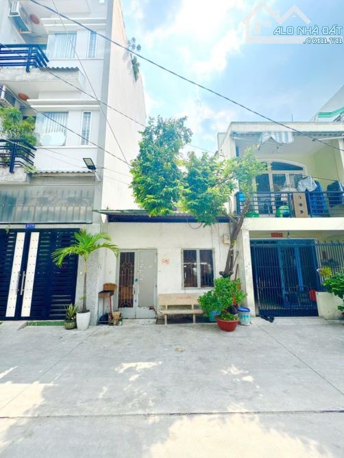 BÁN NHÀ GIÁ TỐT – HẺM XE HƠI, 2 MẶT TIỀN – 4x12M – CHỈ 3.6 TỶ – BÌNH TÂN - 1