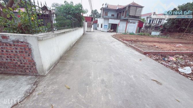 Lô đất Vị trí vàng rơi tiền là thắng dt 80,9 m đường thông rộng 6 m - 1