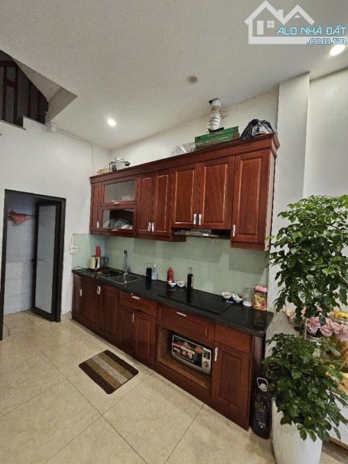 Bán nhà đẹp 5 tầng- Ngọc Trì Long Biên- 37m - giá hợp lý - 1
