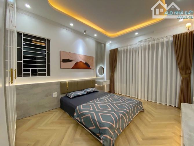 Phân lô Nguyễn Văn Huyên, ô tô vào nhà, 20m ra phố, mặt ngõ kinh doanh - 1