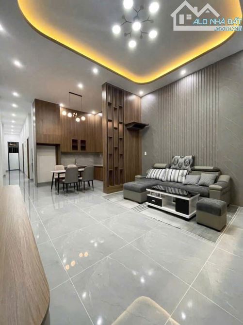 Nhà cấp 4 ngay ngã tư bến cá SHR chỉ 400tr - 1