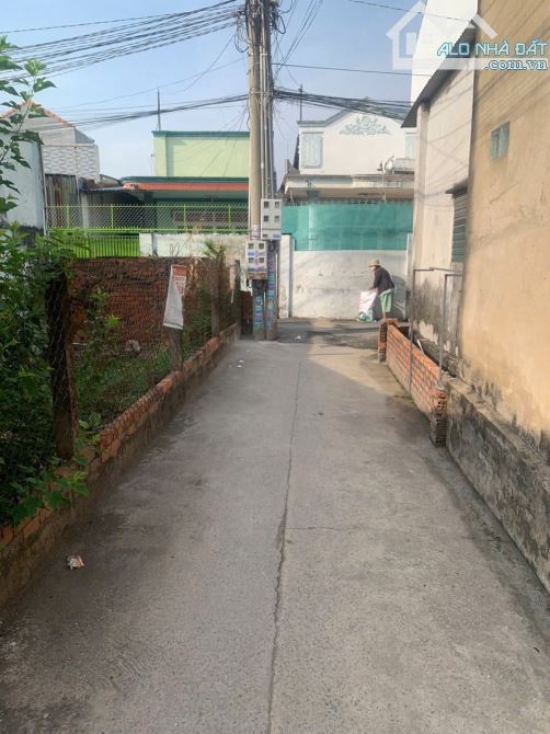 CHỦ GỞI BÁN NHÀ GÁC LỬNG (DT: 52M2) SỔ RIÊNG THỔ CƯ 100% NGAY UBND P. TÂN VẠN. GIÁ 1,5 TỶ - 1