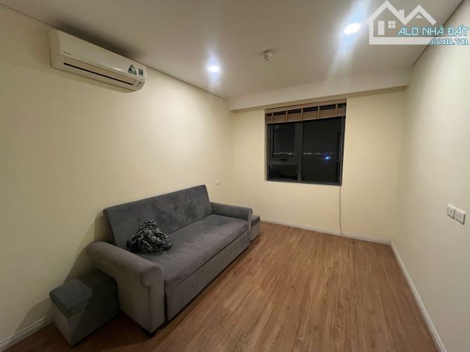 Cho thuê căn hộ 2 phòng ngủ đủ đồ Mipec Riverside 13 triệu - 1