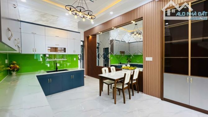 Bán nhà 1 trệt 2 lầu ngay chơi đêm hoà lân cách ql13 chỉ 500m - 1