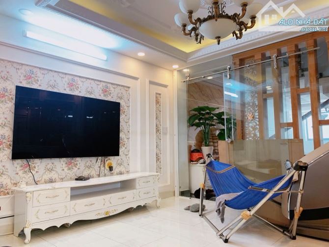 Nhà 5x 17m ngay SB Tân Sơn Nhất. Hẽm oto. có phòng cho người Già. P3. Gò Vấp - 1