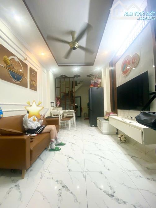 DƯƠNG NỘI BÁN GẤP CĂN GÓC Ô TÔ 33M2 GIÁ NHỈNH 5TY. - 1