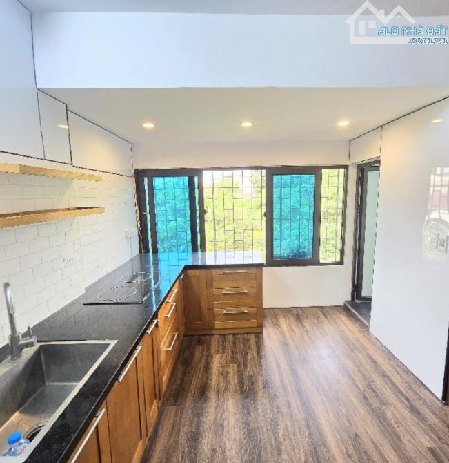 Tập thể 128c Đại La 47/75m2. Giá chào 3.69 tỷ - 1