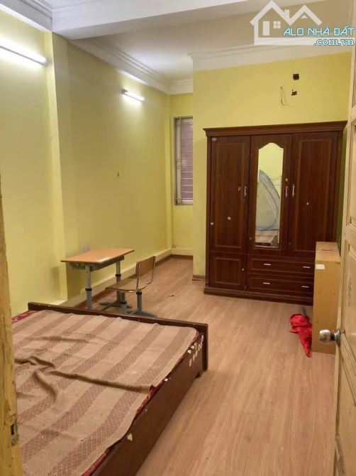 Cho thuê nhà ngõ phố Vũ Trọng Phụng Thanh Xuân 32m x 4 tầng, giá 10tr/tháng - 1