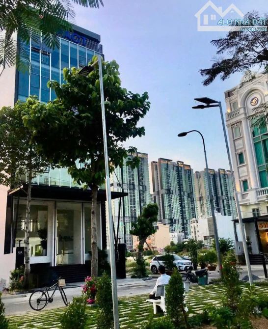 Bán nhà Mặt tiền trung tâm Hành Chính Thủ Đức, 8x18m, Hầm 7 Tầng, 60 tỷ - 1
