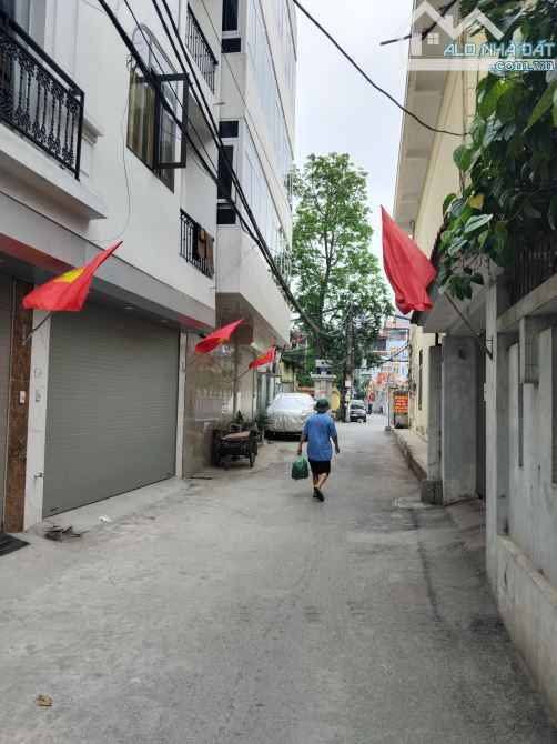 Siêu phẩm nhà đẹp Văn Phú, Hà Đông, ô tô đỗ cửa, chỉ xách vali về ở, giá chỉ 9 tỷ - 1