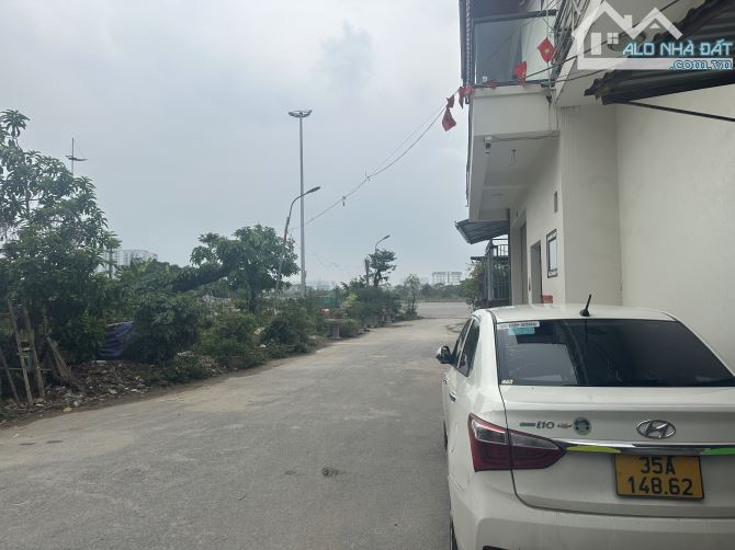 MUA BÁN NHÀ DÂN XÂY 3 tầng x76m2 , 50m ra vành đai 3.5 , oto vào nhà , NGÕ THÔNG KD - 1