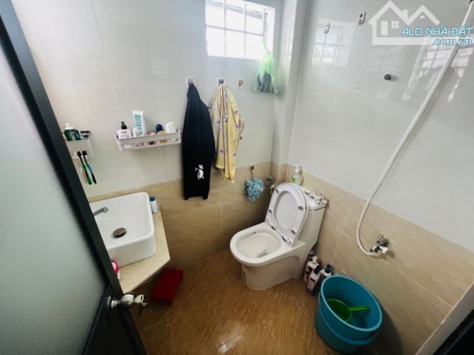 Cần bán gấp nhà Bình thạnh hẻm thông tứ tung - 1