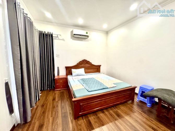 MẶT TIỀN KINH DOANH ĐỈNH - VỊ TRÍ VÍP SÁT BÊN AEON TÂN PHÚ - NGANG 4.6M - 5 TẦNG - ĐANG CH - 1