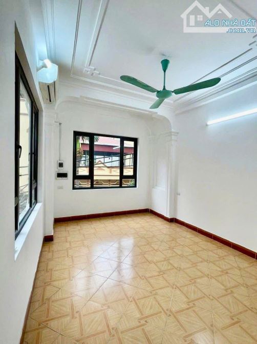 Nhà Phương Canh 68m² – Lô Góc – Ô Tô Vào Nhà – Ngay Bưu Điện Xuân Phương – 8.7 Tỷ - 1