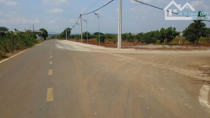 Chỉ còn 1 lô duy nhất giá 850 triệu, diện tích 150m2, sổ riêng, gần sân bay Liên Khương - 1