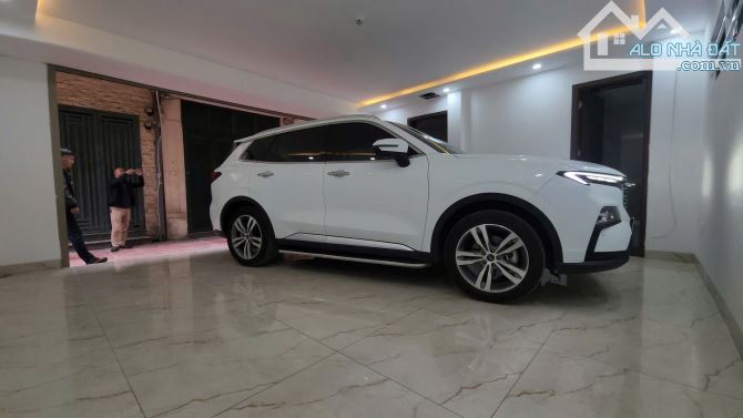 Bán toà nhà mặt ngõ ô tô phố Tô Ngọc Vân DT 162m, MT 7.6m giá 91 tỷ - 1