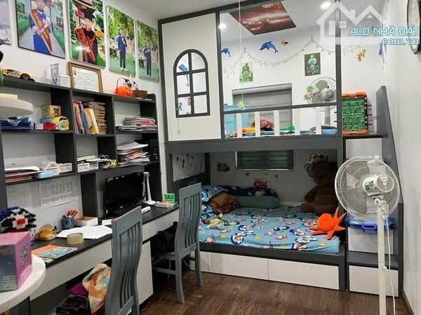 HIẾM LÔ GÓC 3 THOÁNG -Bán nhà Ngõ Trần Phú, Văn Quán HĐ, 50m2 MT 6.32m - Ô TÔ VÀO TẬN NHÀ! - 1