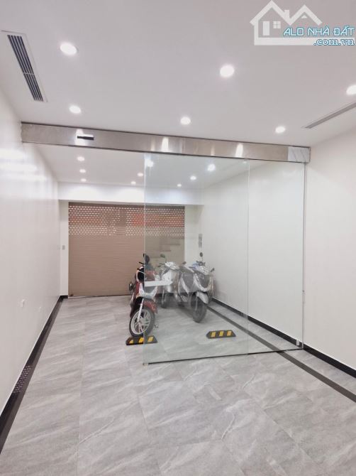 BÁN NHÀ MẶT PHỐ BẠCH THÁI BƯỞI - HÀ ĐÔNG - VỈA HÈ - Ô TÔ TRÁNH - 90M X 6 TẦNG - MT 4.5M - 1