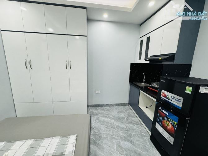 CHDV TRUNG TÂM CẦU GIẤY - 90Mx 8 TẦNG THANG MÁY - 30 CĂN HỘ FULL NỘI THẤT -  120TR/ THÁNG - 1