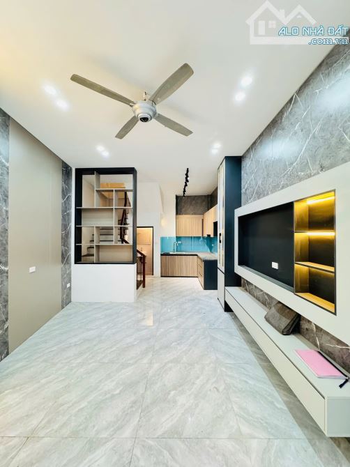 Nhà riêng 4PN, 4 tầng vải bước ra mặt phố Giá chỉ 8,2 tỷ tại Ngô Thì Nhậm, La Khê, Hà Đông - 1