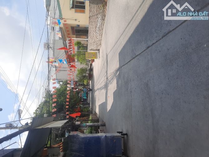CHỦ CẦN TIỀN BÁN GẤP NHÀ 3 TẦNG HƠN 150M2 GIÁ 5 TỶ NHỈNH - 1