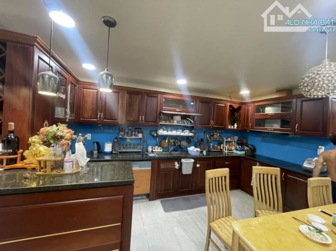**Bán biệt thự HXH Tân Hải**, p13 quận Tân Bình; (5,2*17) 4 tầng VIP chỉ 13,7 tỷ - 1