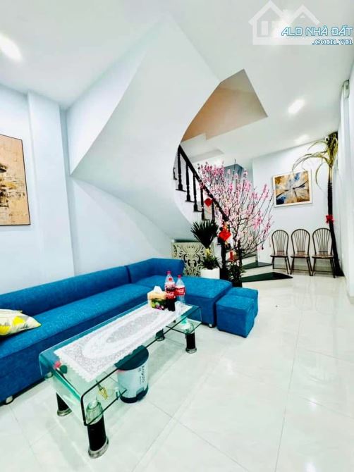 Hoa khôi cực hiếm - vip Tôn Đức Thắng, view hồ, thang máy, ô tô đỗ cửa, tặng full nội thất - 1