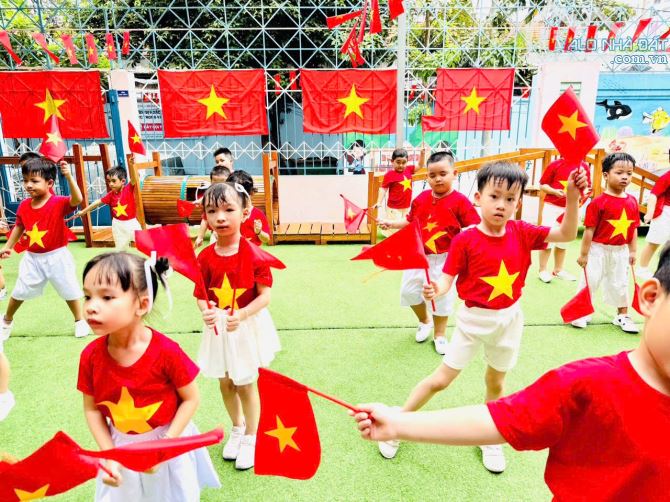 Nhà bán hẻm thông bà hạt Q10. Tphcm. Giá 3,6 tỷ - 1
