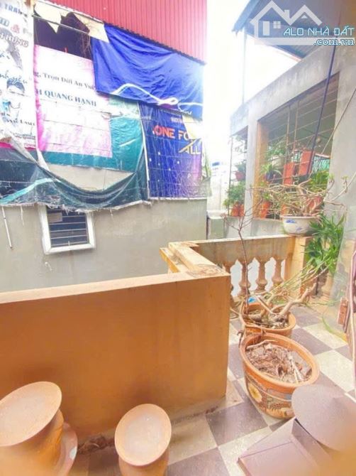 Bán nhà phố Thanh Nhàn - An sinh tốt - 54m² - 6.4 tỷ