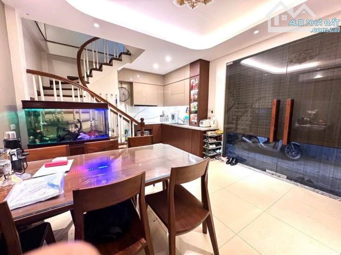 Bán nhà Liễu Giai, Ba Đình 39m2, 5 tầng, giá 7.7 tỷ - 1