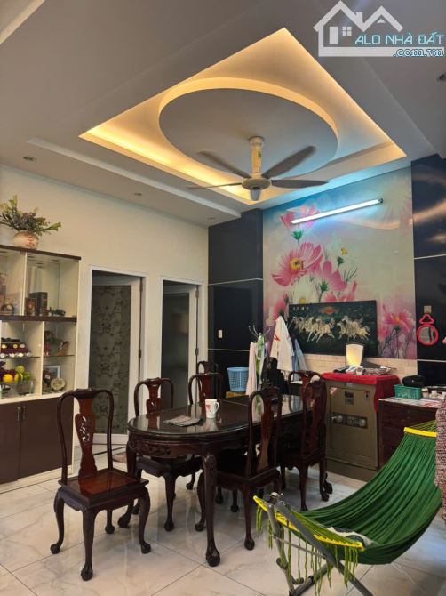 Hiếm! Biệt thự đẹp ngay Phan Đăng Lưu P.5 Phú Nhuận (8x20m) 3 Lầu đẹp chỉ 24 tỷ TL - 1