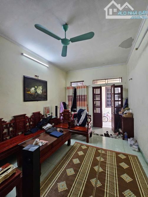 Bán nhà Phúc Lợi Long Biên giảm giá 1 tỷ để bán cần tiền thanh khoản. - 1