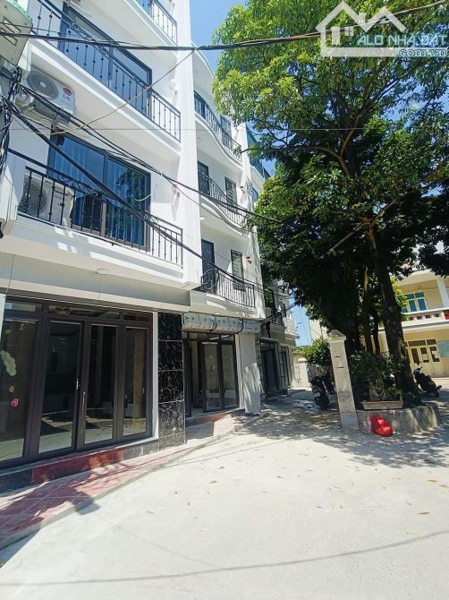 Bán nhà đẹp 5 tầng phố Long Biên - full nội thất - 1