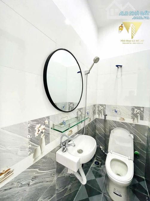 Bán nhà 3 tầng sạch đẹp ngõ 185 Tôn Đức Thắng - 1