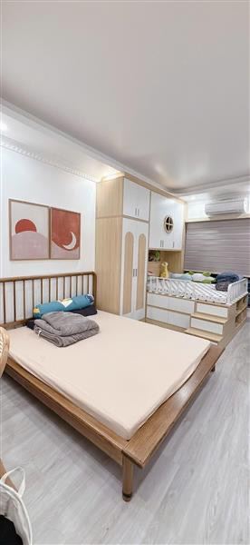 NGÕ TRƯỚC NHÀ SH QUAY THOẢI MÁI - CÁCH Ô TÔ TRÁNH VÀI MÉT - SÁT MẶT NGÕ GỐC ĐỀ SẦM UẤT - 1