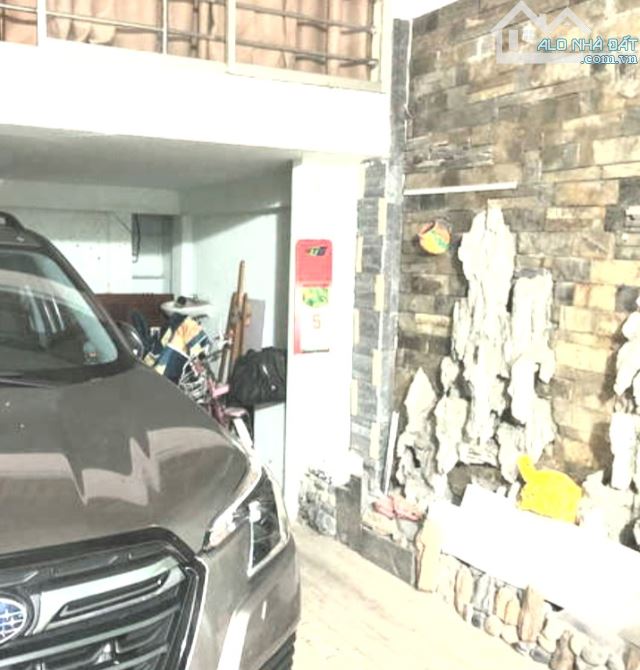 Nhà hẻm ô tô 7 chỗ – Gò Vấp, có hồ bơi riêng, 3 tầng – Giá tốt! - 1
