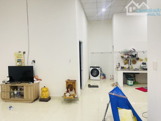 Chính chủ gửi bán căn nhà vị trí cực đẹp tại đường 24, Linh Đông, Thủ Đức – hẻm xe hơi thô - 1