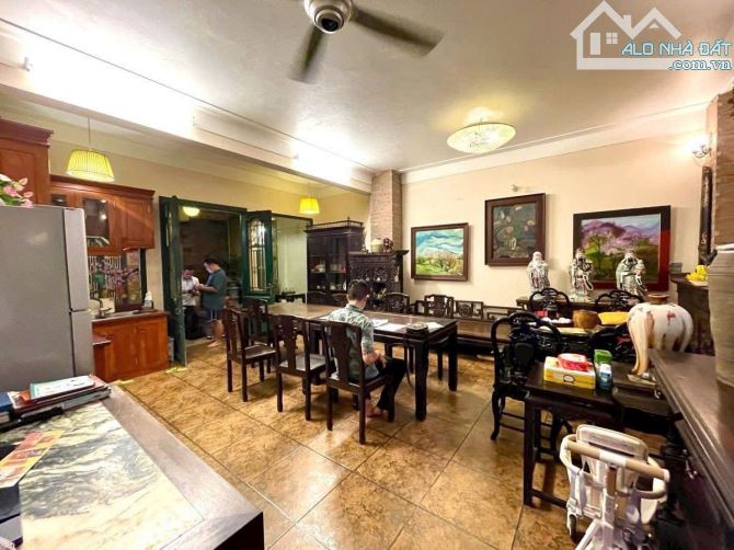 BÁN NHÀ Ngõ 267 Hoàng Hoa Thám, Ba Đình, DT 80m, 4 Tầng, MT 5,6m, 🧧Gia 19,8 tỷ - 1