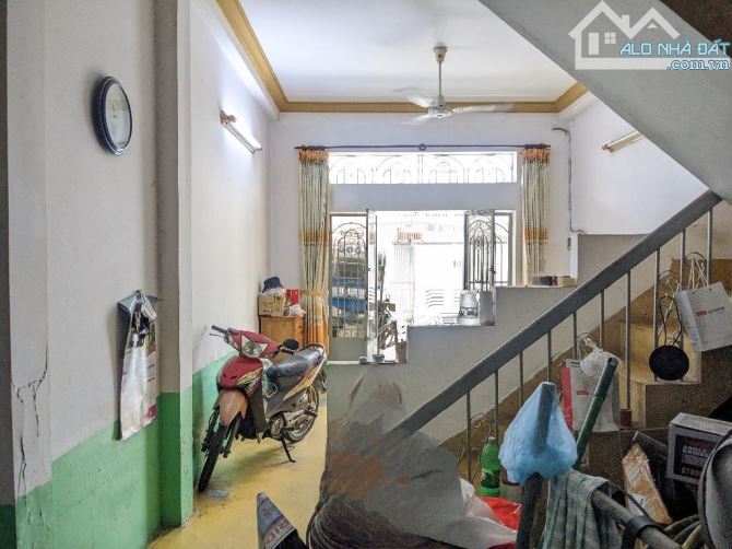 45m2, Hxh quay đầu, 3 tầng, Nguyễn Xí, P13, Chỉ nhỉnh 7T còn TL - 1