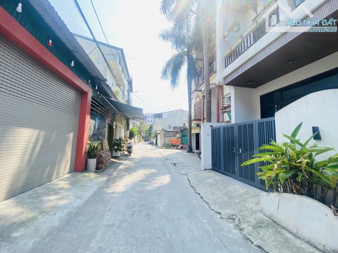 NHÀ ĐẸP 2 TẦNG CÁC QUẢNG TRƯỜNG 100M giá rẻ - 1