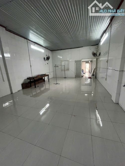 Giá ngộp 9,2 tỷ. Bán nhà mặt tiền Quốc Lộ 1A gần bệnh viện Thánh Tâm. 5,2x30m. SHR - 1