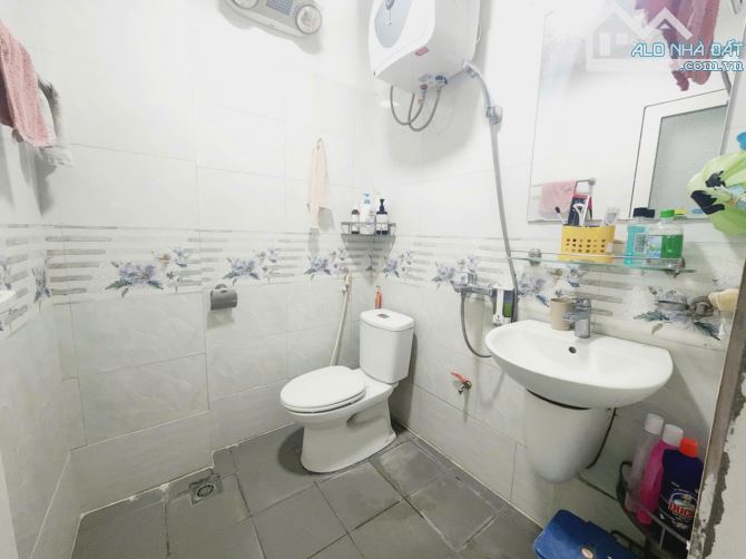 BÁN NHÀ RIÊNG ĐỘI CẤN - BA ĐÌNH, 10M MẶT PHỐ, Ô CHỜ THANG MÁY, 46M*5 TẦNG, 9.3T - 1