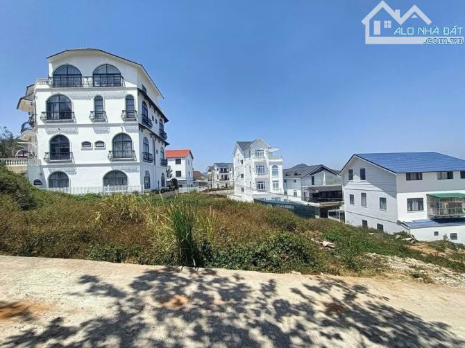 Đất biệt thự Trịnh Hoài Đức 200m2 ngang 11m vuông vức view thoáng đẹp - 1