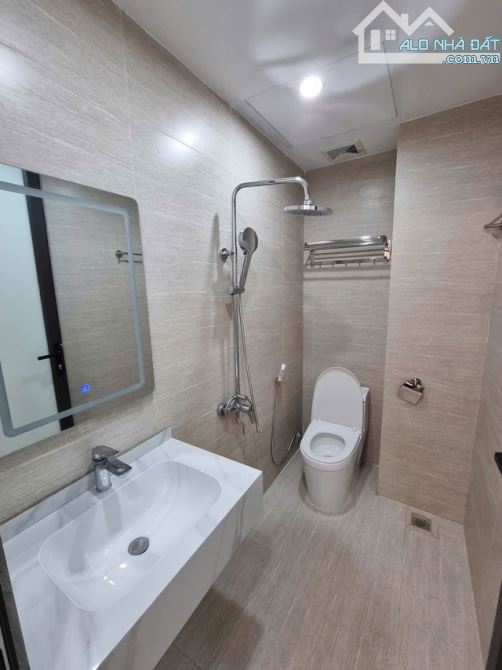 Bán nhà Tân Mai – Hoàng Mai, DT 30M x 5 tầng, Full nội thất, ngõ 3 gác, gần phố - 1