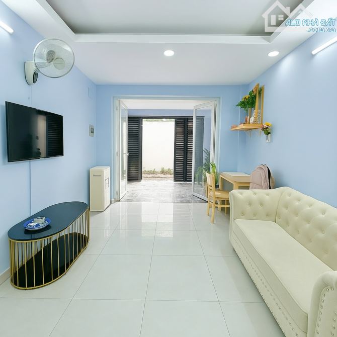 Thích hợp ở đông người hoặc làm CHDV, Hẻm xe hơi, 5 Tầng, 7Pn, Chỉ 5 Tỉ hơn - 1