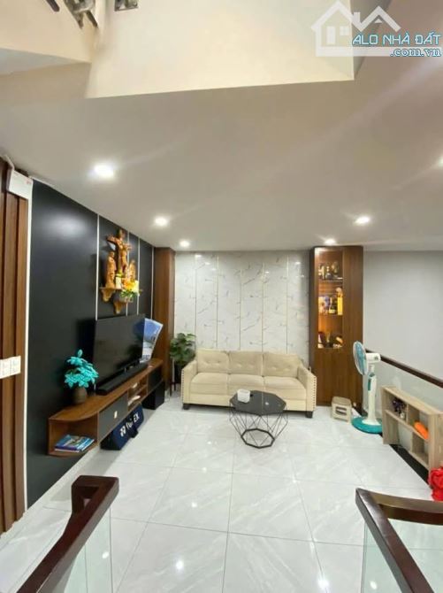 🏠 BÁN NHÀ ĐẸP - ĐẲNG CẤP TẠI PHÙNG CHÍ KIÊN, NGHĨA ĐÔ, CẦU GIẤY  💰 Giá bán: 27 tỷ 📐 - 1