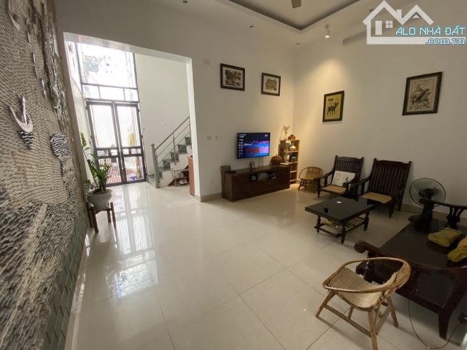 Nhanh khách ơi,8 tymặt phố 41m2 Văn Quán- Nguyễn khuyến , kinh doanh sầm uất, 2 ô tô trán - 1