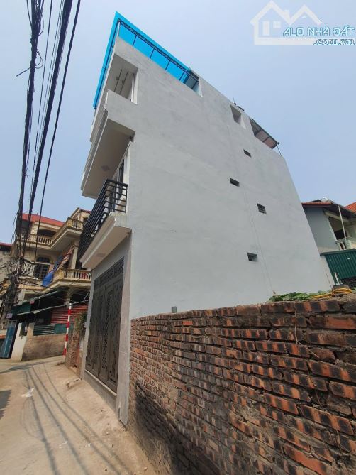 NHÀ ĐẸP NGÕ RỘNG 50m2, 4 TẦNG – DÂN XÂY CHẮC CHẮN – Ô TÔ QUA CỬA – GẦN HỒ MÁT MẺ - 1